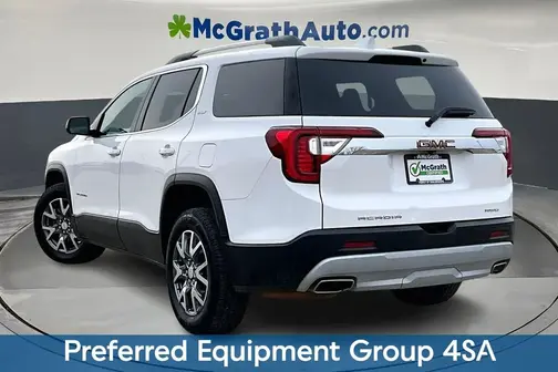 White 2023 GMC Acadia SLT