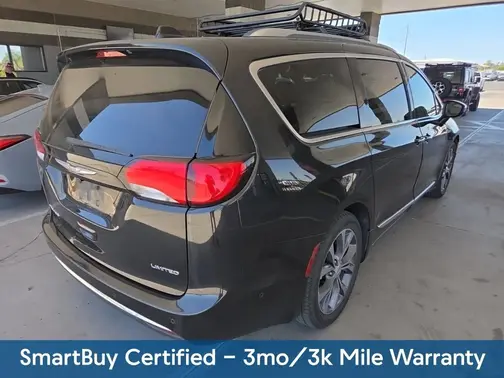 Black 2018 Chrysler Pacifica Limited