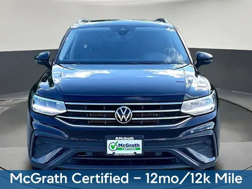 Black 2022 Volkswagen Tiguan 2.0T SE