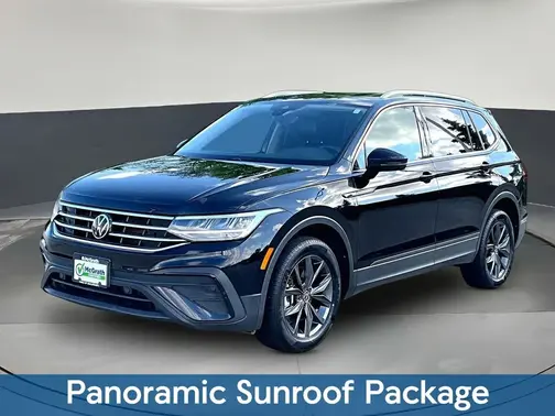 Black 2022 Volkswagen Tiguan 2.0T SE
