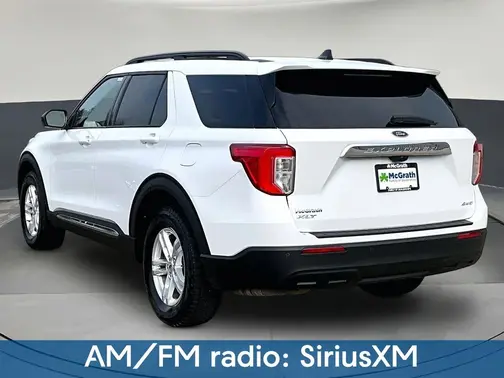 White 2023 Ford Explorer XLT