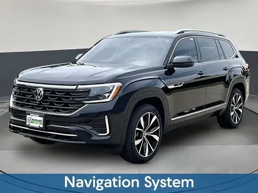 Black 2024 Volkswagen Atlas 2.0T SEL Premium R-Line