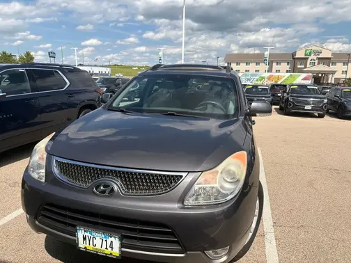Black 2010 Hyundai Veracruz GLS