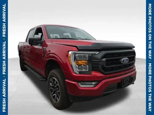 Red 2022 Ford F-150 XLT