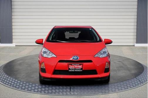 2014 Toyota Prius c Three