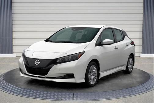 2024 Nissan Leaf S