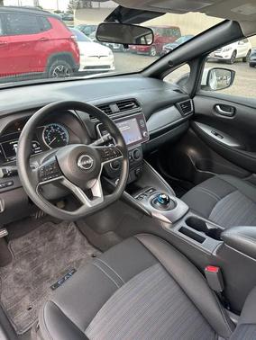 2024 Nissan Leaf S