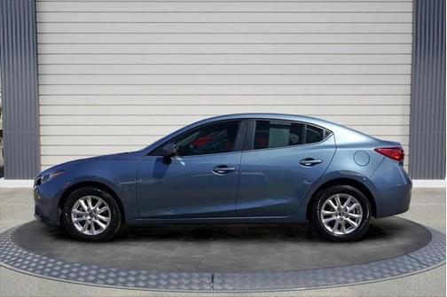 2016 Mazda Mazda3 i Touring