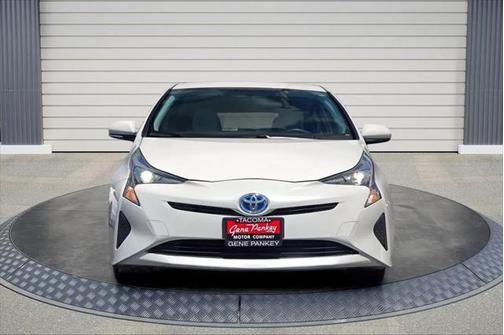 2016 Toyota Prius Two