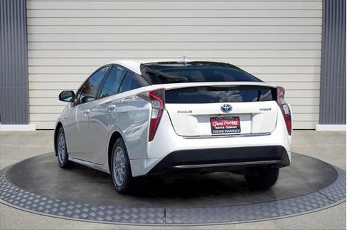 2016 Toyota Prius Two