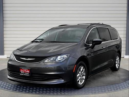 2020 Chrysler Voyager LXI