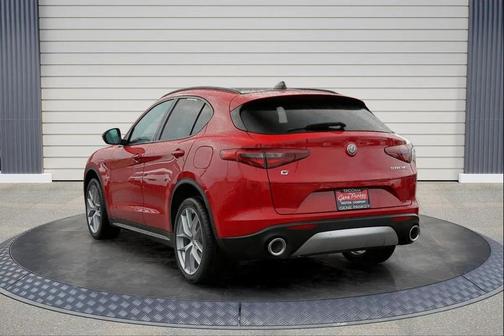 2018 Alfa Romeo Stelvio Ti Sport