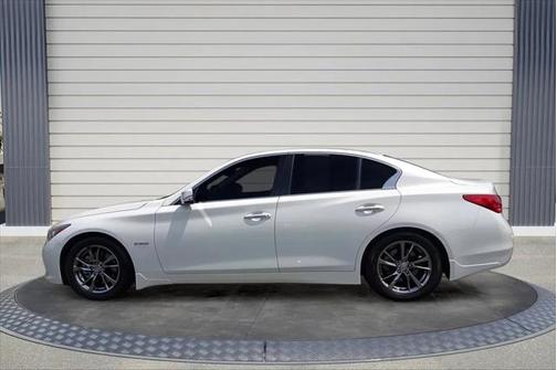 2014 INFINITI Q50 Hybrid Premium