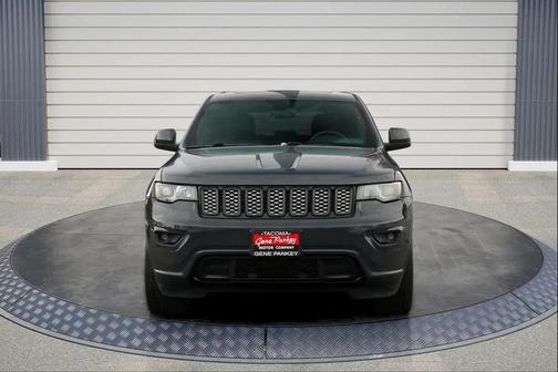 2017 Jeep Grand Cherokee Altitude