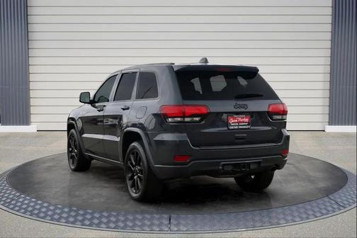 2017 Jeep Grand Cherokee Altitude