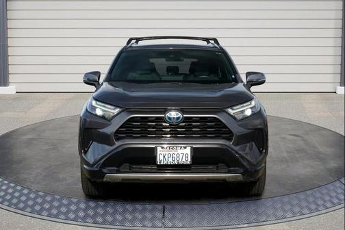 2023 Toyota RAV4 Hybrid SE