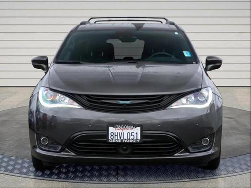 2019 Chrysler Pacifica Hybrid Limited
