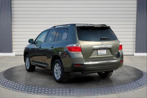 2012 Toyota Highlander SE