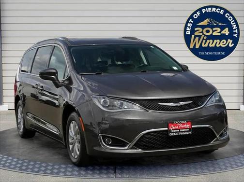 2018 Chrysler Pacifica Touring-L