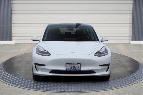 2020 Tesla Model 3 Standard Range