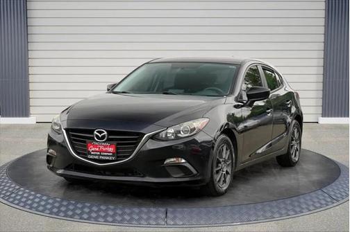 2015 Mazda Mazda3 i Sport