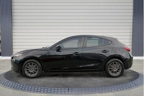 2015 Mazda Mazda3 i Sport