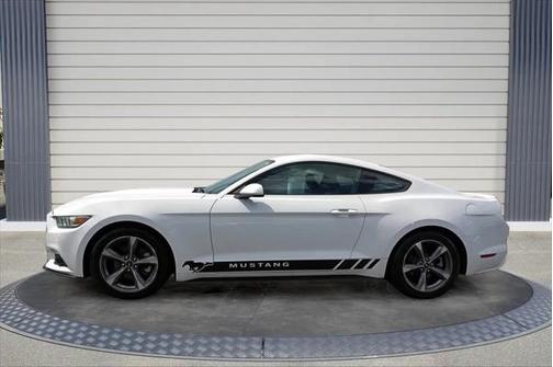 2015 Ford Mustang V6