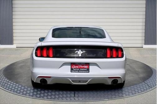 2015 Ford Mustang V6