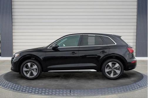 2023 Audi Q5 40 Premium