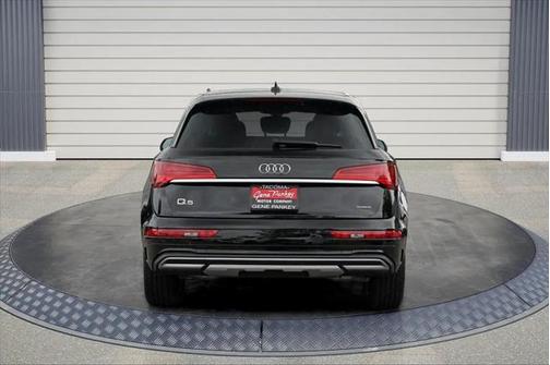 2023 Audi Q5 40 Premium