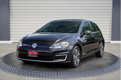 2016 Volkswagen e-Golf SE