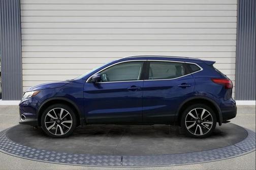 Caspian Blue 2018 Nissan Rogue Sport SL