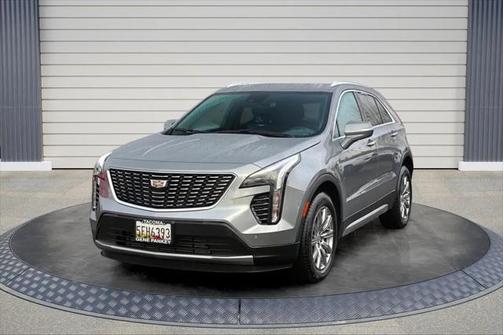 2023 Cadillac XT4 Premium Luxury