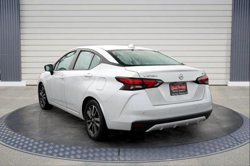 2021 Nissan Versa 1.6 SV