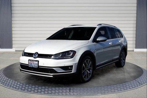 2017 Volkswagen Golf Alltrack TSI SEL