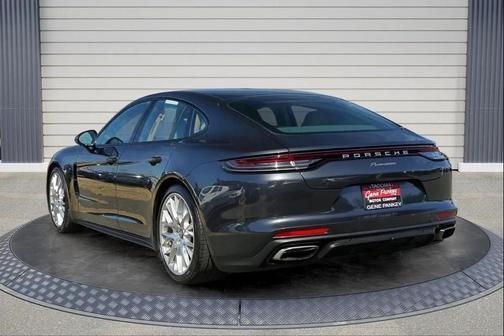 2021 Porsche Panamera Base