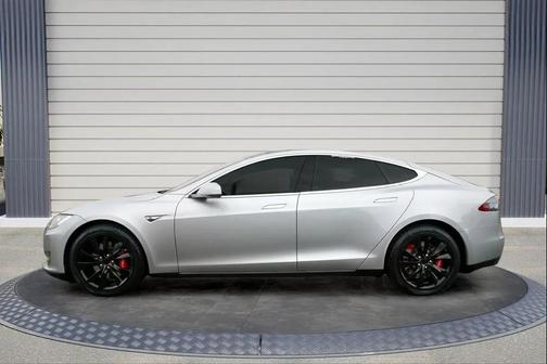 Silver Metallic 2013 Tesla Model S