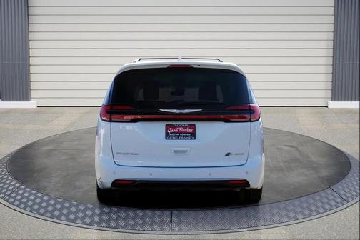 2021 Chrysler Pacifica Hybrid Touring L