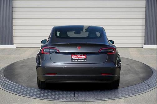 2018 Tesla Model 3 Mid Range