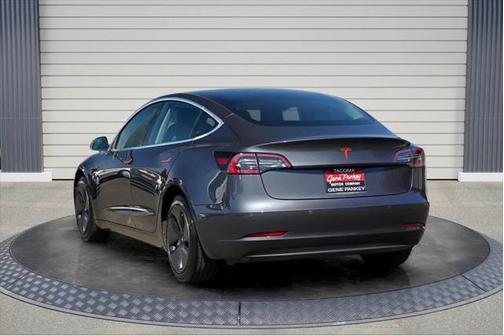 2018 Tesla Model 3 Mid Range