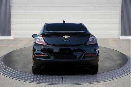 2018 Chevrolet Volt LT