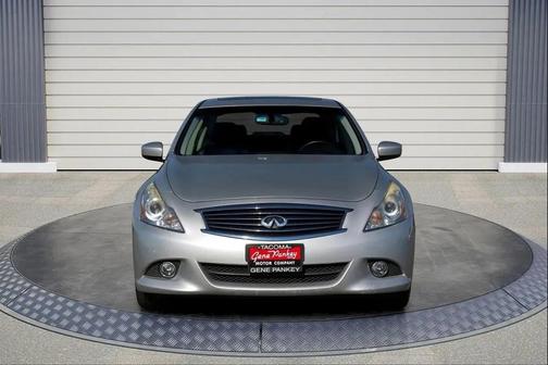 2011 INFINITI G37x Base