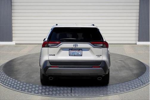 2020 Toyota RAV4 Limited
