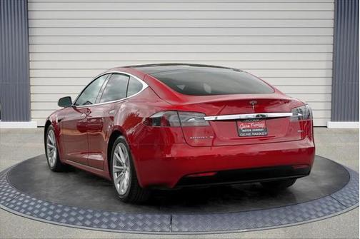 2017 Tesla Model S 90D