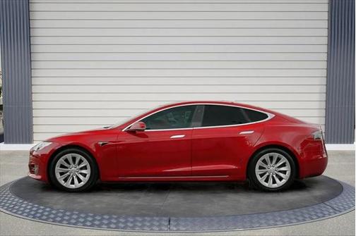 2017 Tesla Model S 90D
