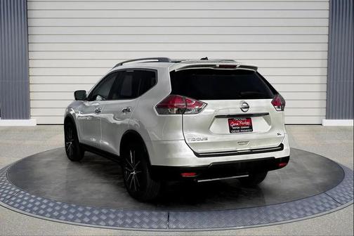 2015 Nissan Rogue SL