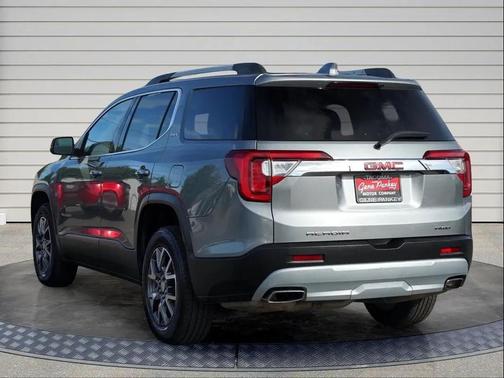 2023 GMC Acadia AWD SLT