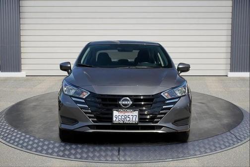 2023 Nissan Versa 1.6 SV