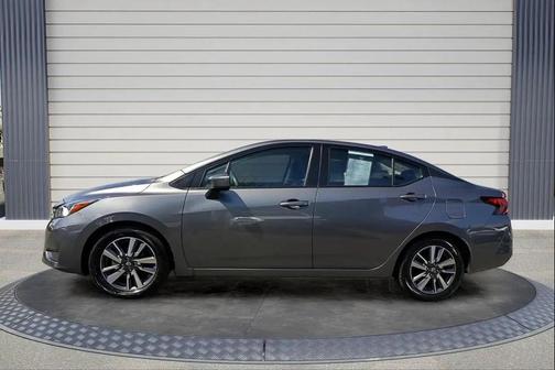 2023 Nissan Versa 1.6 SV