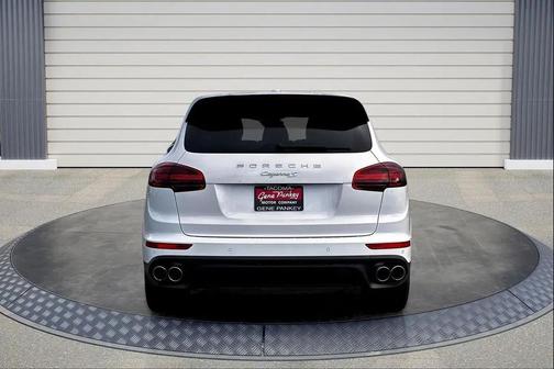2015 Porsche Cayenne Cayenne S E-Hybrid